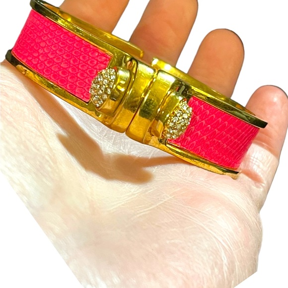 Kara Ross pink leather rhinstone gold finsh magnetic bangle - Picture 7 of 11